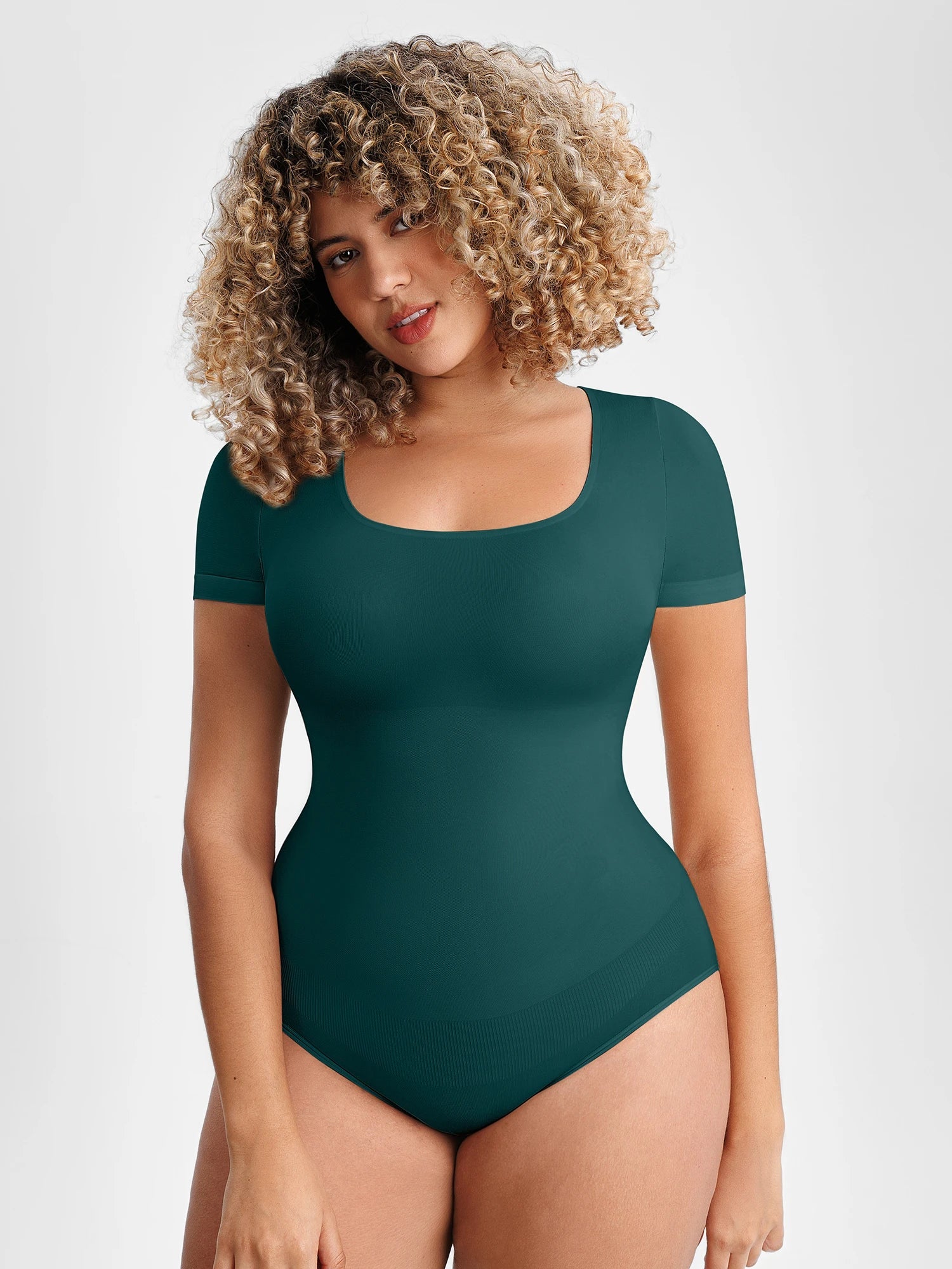 Manches courtes à encolure en U / Néojade / 3XL/4XL
