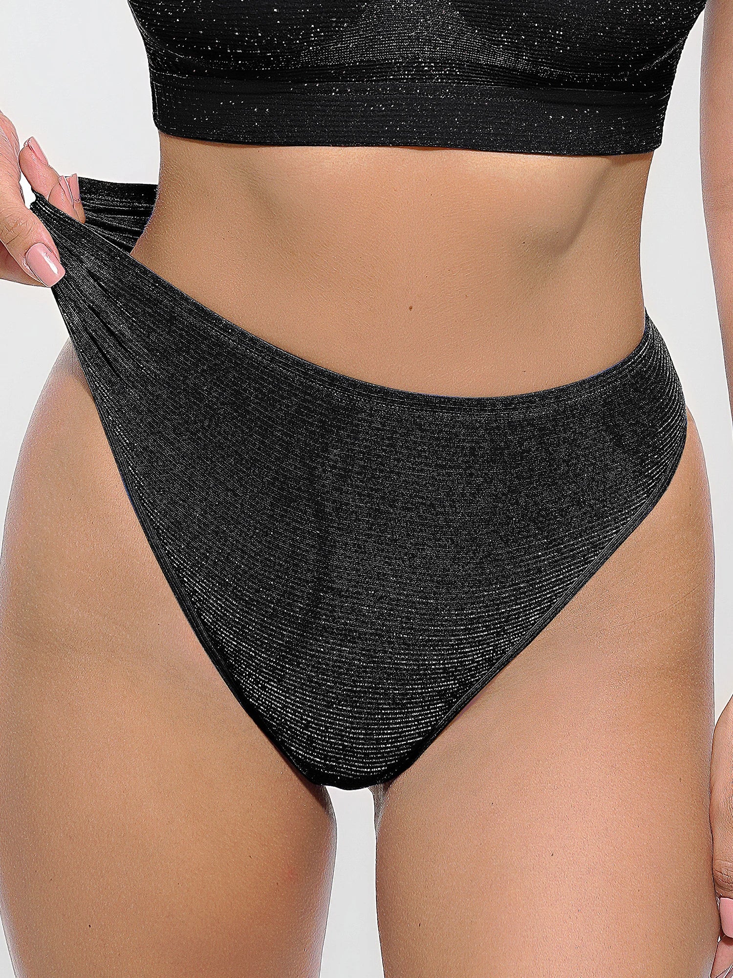 Shimmer Low-Rise Thong / Black / 3XL